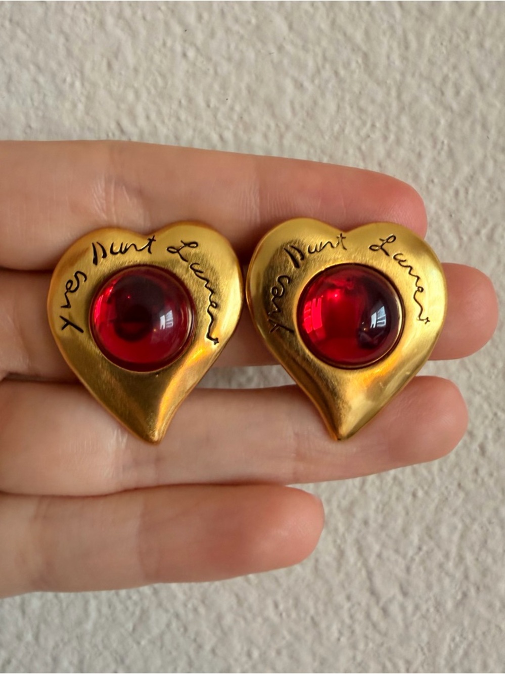 ❤️Vintage YSL Heart Clip-On Earrings Gold Tone Red Cabochon ✨ - Picture 5 of 12
